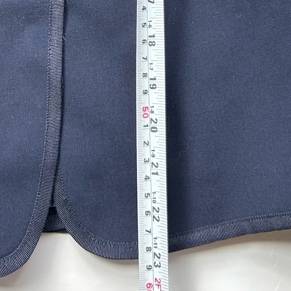 Aritzia Sunday Best  navy blue blazer size 8 classic - Picture 6 of 7